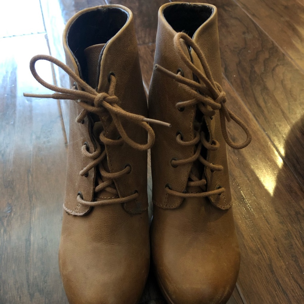 Steve Madden Heeled Boot